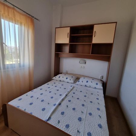 Apartment Grbac Barbat na Rabu Exteriör bild
