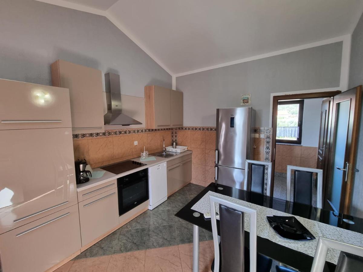 Apartment Grbac Barbat na Rabu Exteriör bild