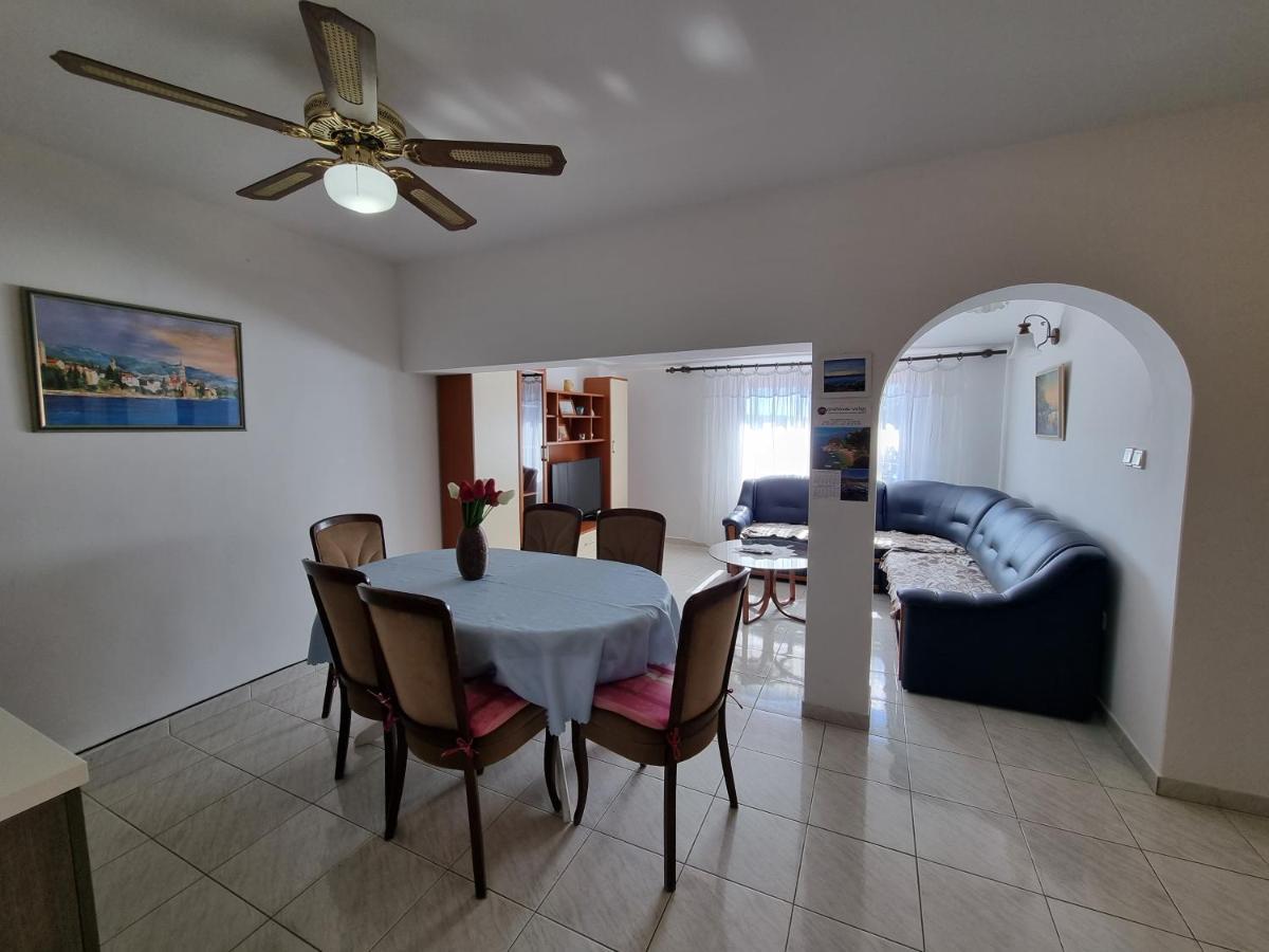Apartment Grbac Barbat na Rabu Exteriör bild