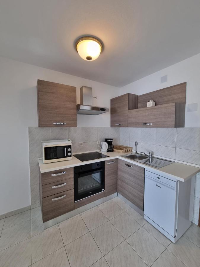 Apartment Grbac Barbat na Rabu Exteriör bild