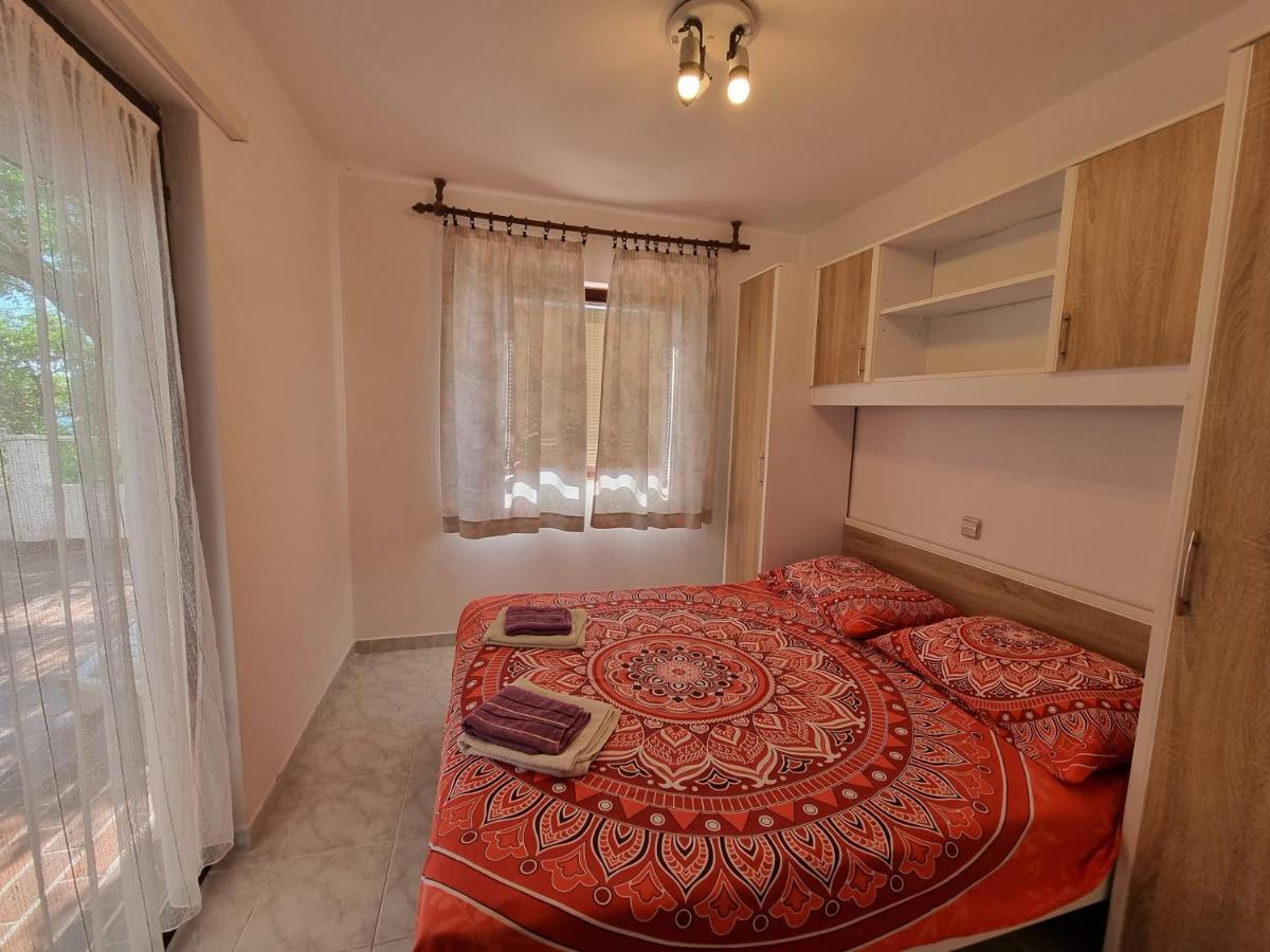 Apartment Grbac Barbat na Rabu Exteriör bild